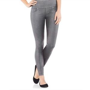 Spanx Solace Skinny Wax Coated Denim Size Medium
